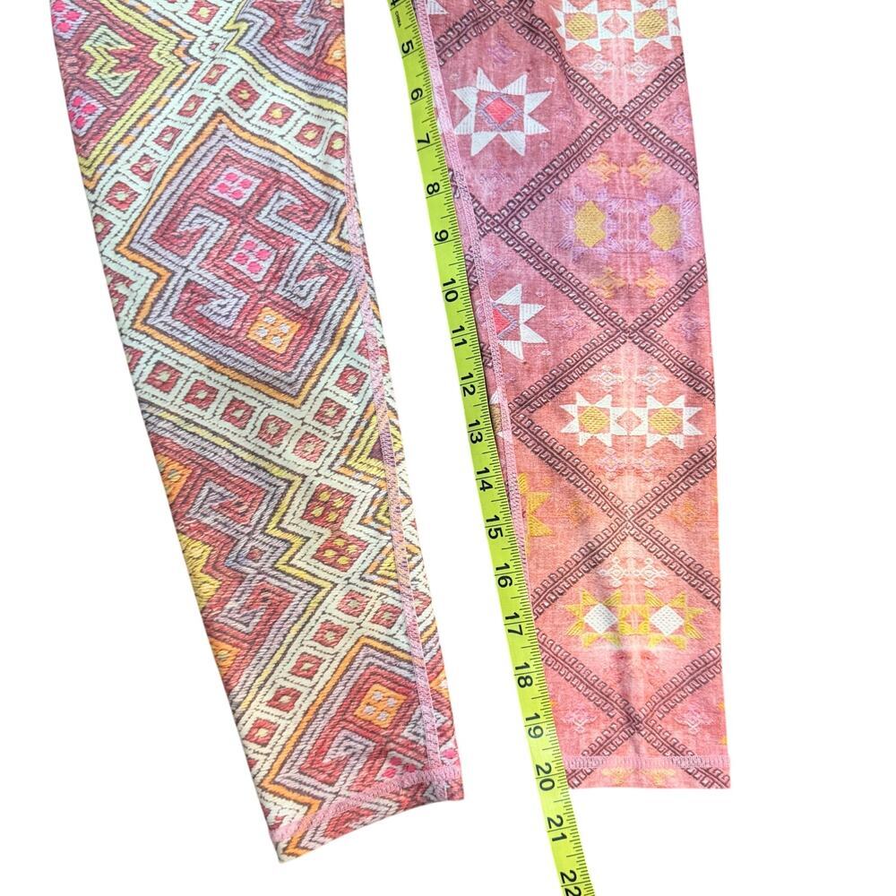 Niyama Sol old school colorful capris pink feminine sz S old school yoga actvwr